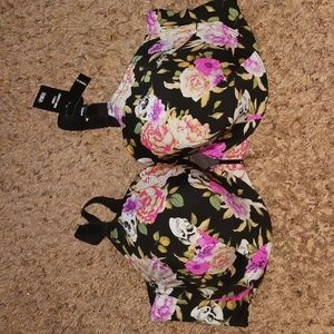 NWT Front Closure Torrid Floral Skull Bra Size 44DD